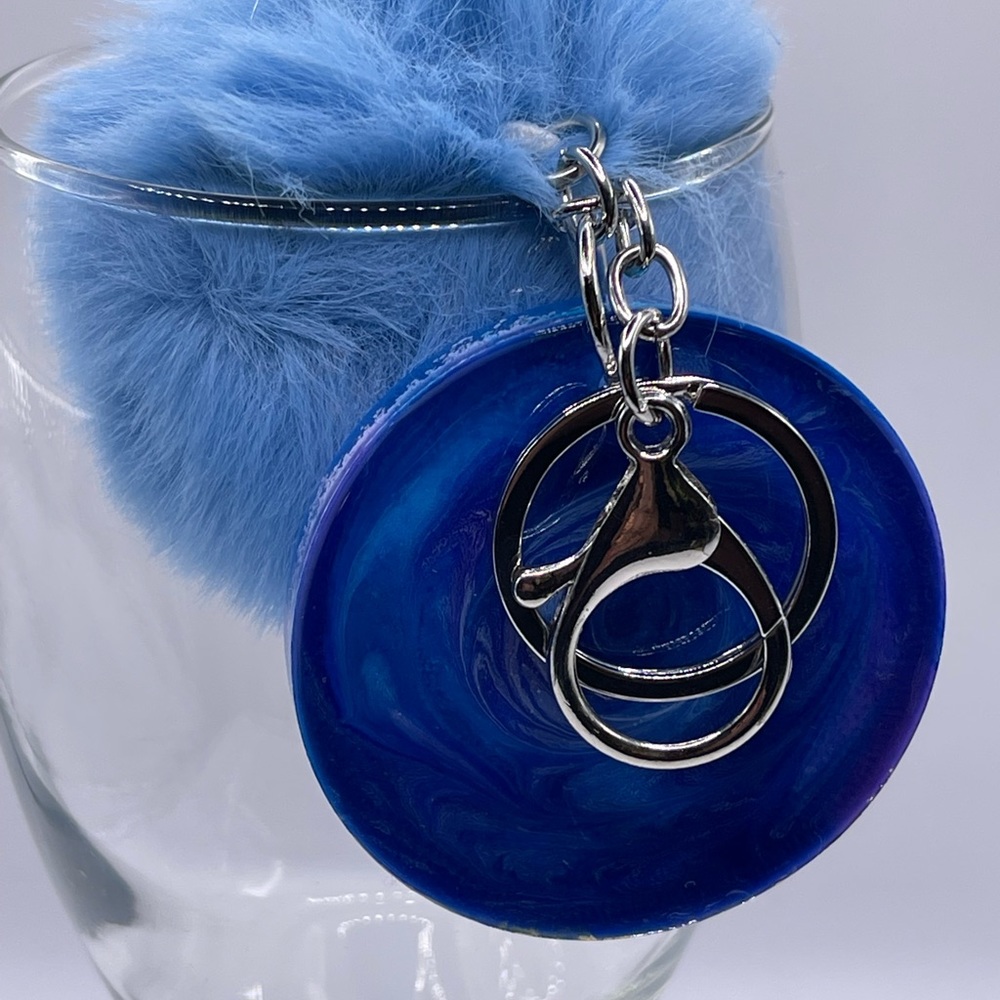 Handmade Resin Keychain - Picture 3 of 4